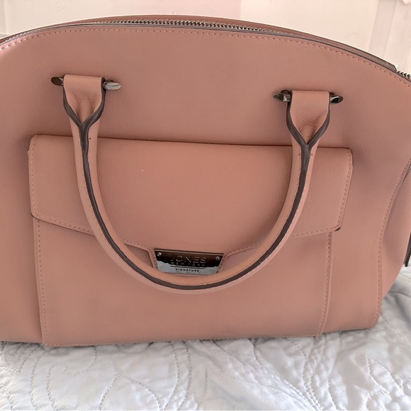 Dusky pink Jones New York purse. Large with many pockets. - Picture 3 of 6